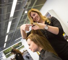 Frisör / Barberare
